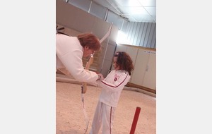 Initiation de jeunes au tir à l'arc